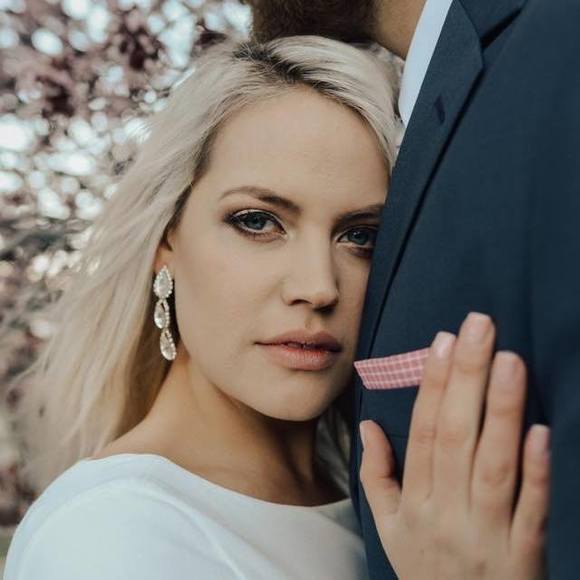 Meet your Posher, Lysette - Picture 1 of 1